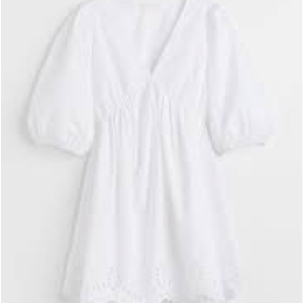 H&M Eyelet White Puff Sleeve Dress